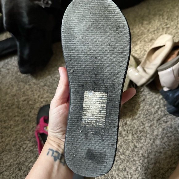 Tommy Hilfiger flip flops - Picture 3 of 3